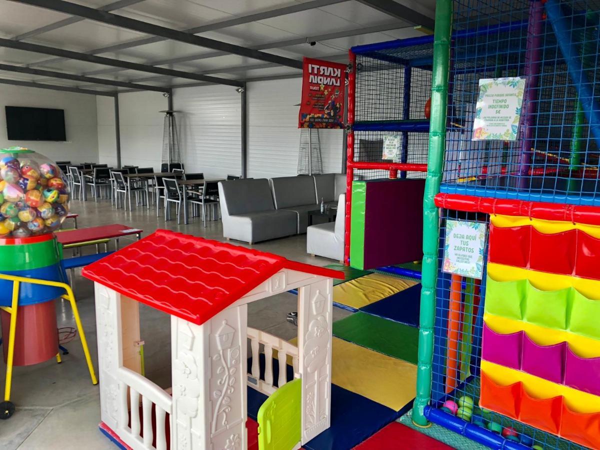 La Villa Del Karting El Teso Екстериор снимка